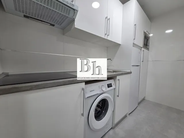 INMOBILIARIA BLANHOGAR VENDE LOCAL EN TORREMOLINOS — 14