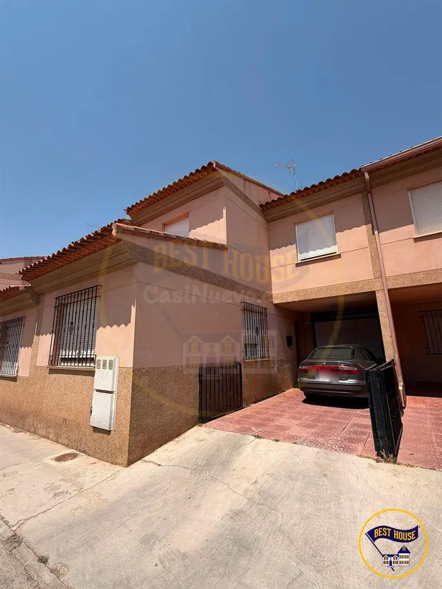 CHALET ADOSADO EN VENTA EN MOTILLA DEL PALANCAR - foto 5