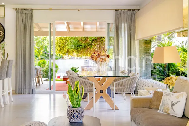 Exclusiva vivienda en Cruz de Gracia: elegancia, amplitud y privacidad — 29