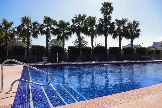 Apartamento 1 habitación 122m² en venta - Puerto — 14