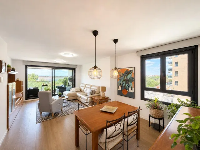 Vivienda originalmente de 4 habitaciones, actualmente conver - foto 5