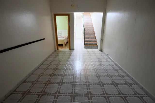 Fantástica casa en Montijo, con amplias estancias, totalmente equipada para entrar a vivir. — 35