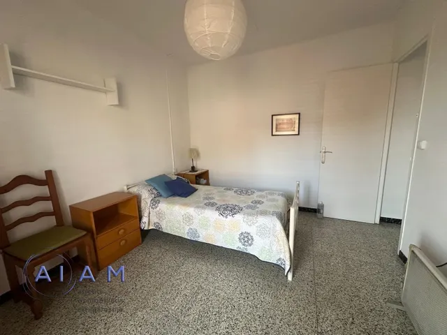 Edificio con local y 2 viviendas en Tordera — 31