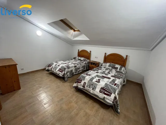 SE ALQUILA EN VILLAGONZALO habitaciones IDEAL TRABAJADORES!!