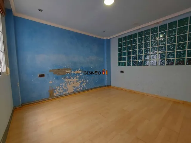 PISO EN TERCERA PLANTA EN BUEN ESTADO. CENTRO!! — 14