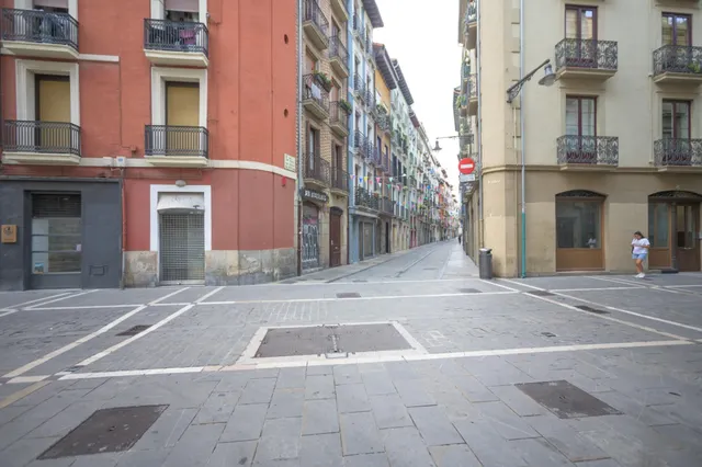 Piso en calle San Lorenzo, Pamplona — 38