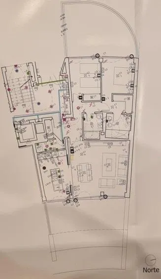 APARTAMENTO DE LUJO EN PRIMERA LÍNEA DE PLAYA — 23