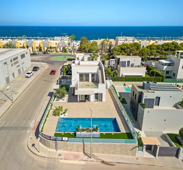 DEHESA DE CAMPOAMOR — 5