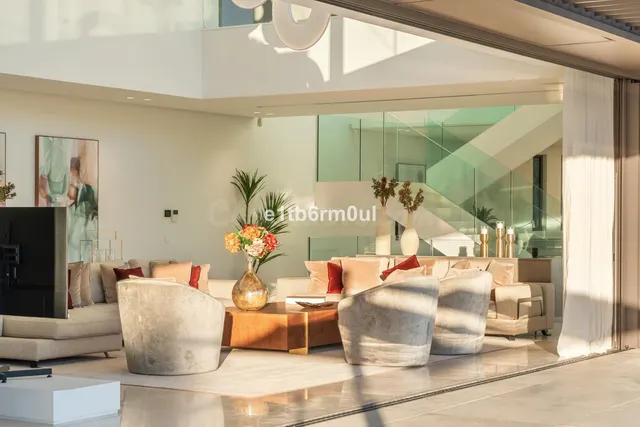 Chalet 5 habitaciones 642m² en venta - Costa del Sol - foto 2