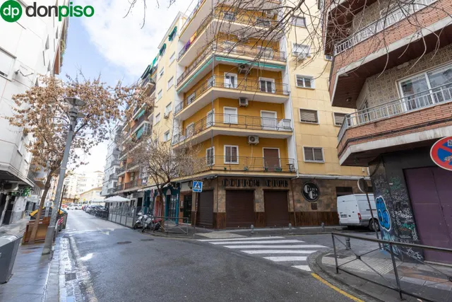 Excelente oportunidad en López Mezquita: ideal vivienda o inversión — 37