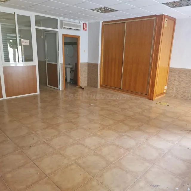 LOCAL COMERCIAL FRENTE A COLEGIO SANTO DOMINGO - ORIHUELA - — 4