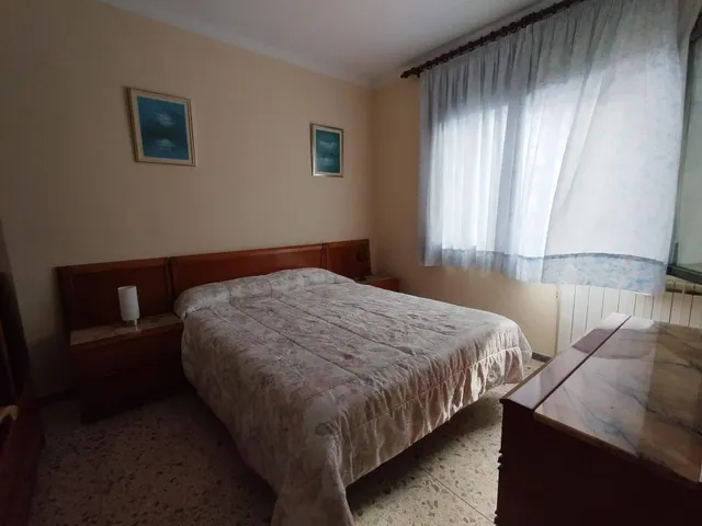 GRAN CASA A CUATRO VIENTOS A LA ENTRADA DE MAS CARBO — 17