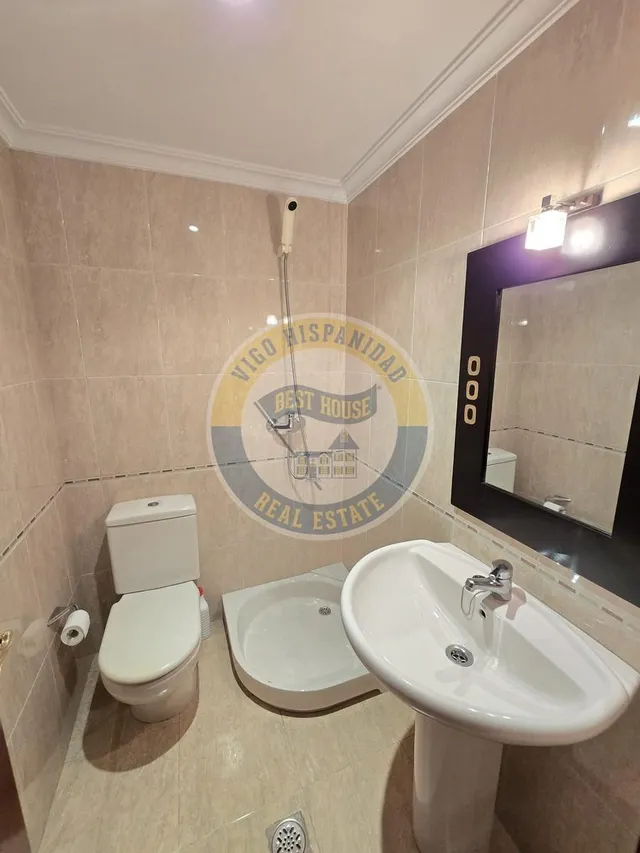 HISPANIDAD 2 DORMITORIOS 2 BAÑOS CON GARAJE Y TRASTERO — 19