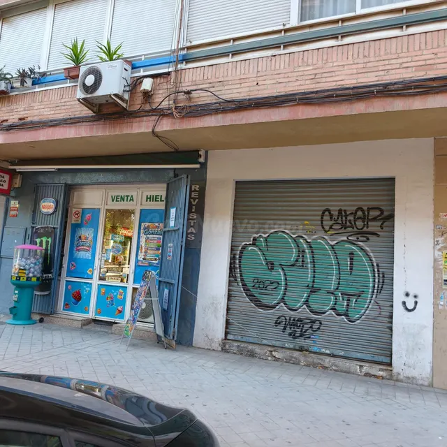 Local en alquiler c.pintor manuel maldonado en zaidin Granada — 3