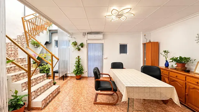 UNA CASA PARA VIVIRLA, DISFRUTARLA Y HACERLA TUYA EN BENIMODO — 10