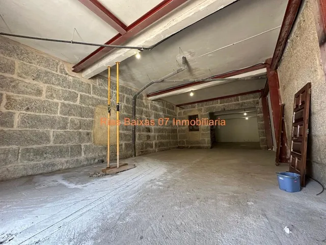 REF 7095 LOCAL COMERCIAL DE 176 M2 EN AV. RAMON NIETO (VIGO) - foto 4