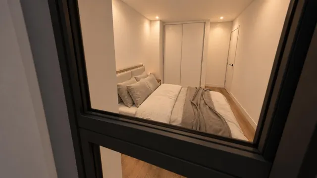 Casa única de 253 m2 con garaje doble, oficina, salón social y +100 m2 de terrazas — 38