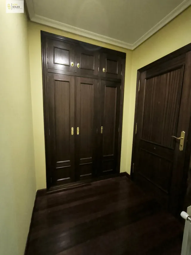 PRECIOSO BAJO EN ALQUILER CON DOS habitaciones Y AMPLIA TERRAZA. — 9