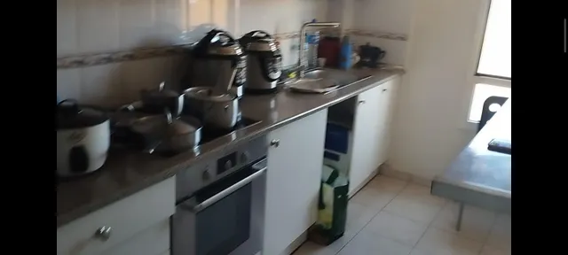 Tenerife sur. San Isidro.  Piso 3 habitaciones, salon comedor, balcon., cocina independiente. — 3