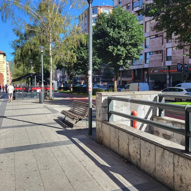 Inmobiliaria indautxu vende en doctor areilza piso exterior con terraza — 14