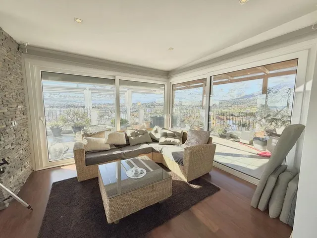 Ático con amplia terraza de 154 m2 y vistas panorámicas en los boliches, Fuengirola — 16