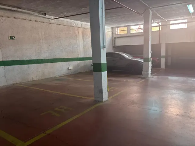 Poligono Residencial. Piso AMUEBLADO con 3 dormitorios y 2 baños . Piscina comunitaria. Garaje. — 9