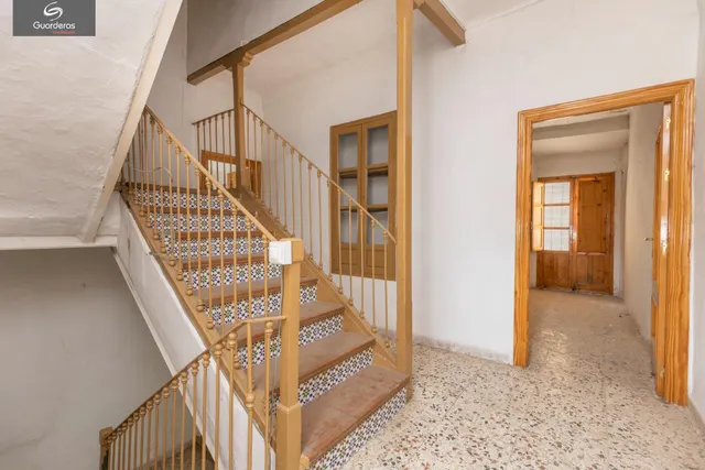 CASA PARA REFORMAR EN CAMPOTEJAR — 32