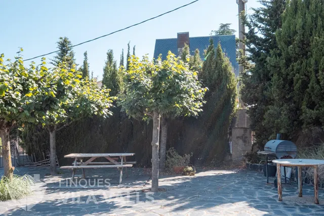 Casa a quatre vents amb gran terrassa i garatge per a 2 cotxes — 46