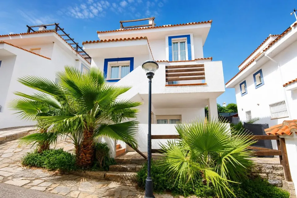 Villa 6 habitaciones 300m² en venta - Manilva