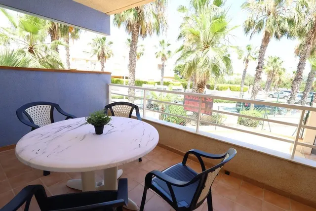 Apartamento turistico bajo en Aguamarina. - foto 2