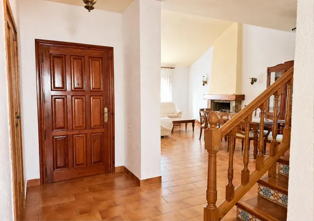 Chalet en cruz de gracia con apartamento independiente — 7