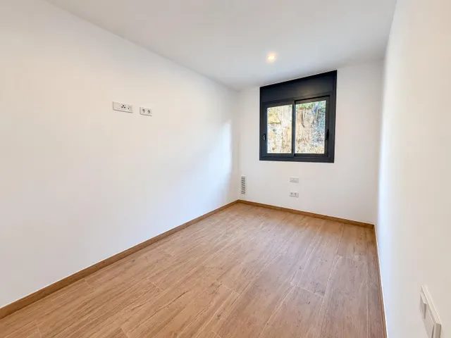CASA A ESTRENAR DE 4 habitaciones Y ZONA PARQUING — 10