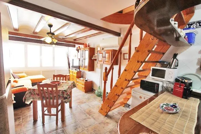 Apartamento muy cerca del mar — 4