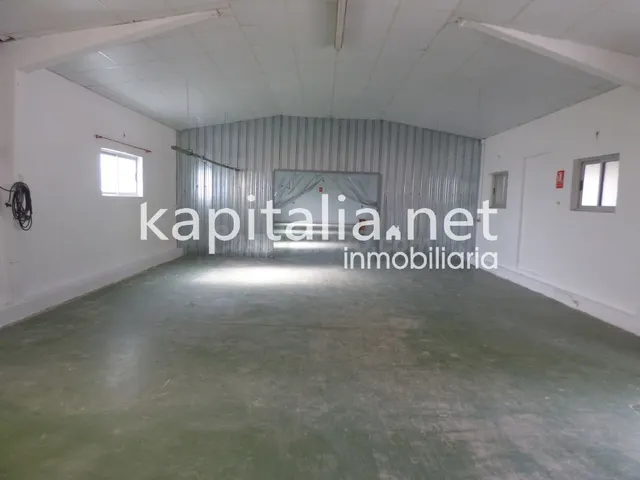 Conjunto de naves en venta en ontinyent. - foto 4