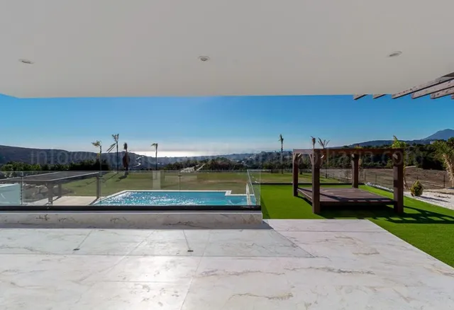 Chalet 6 habitaciones 1200m² en venta - Montemayor-Marbella 