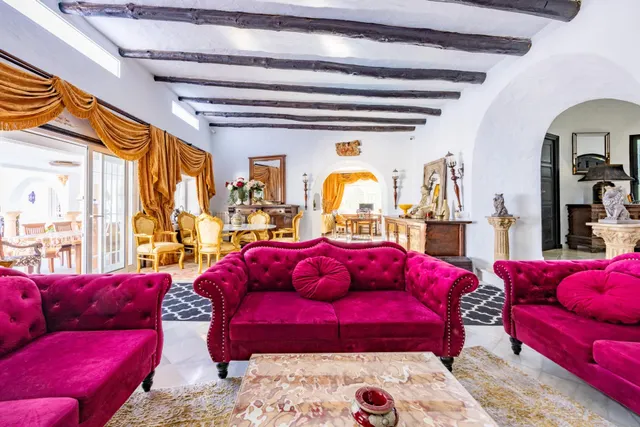 ESPECTACULAR VILLA DE LUJO EN ALQUILER EN 1ª LÍNEA DE PLAYA DE CABOPINO CON MARAVILLOSAS VISTAS AL MAR — 21