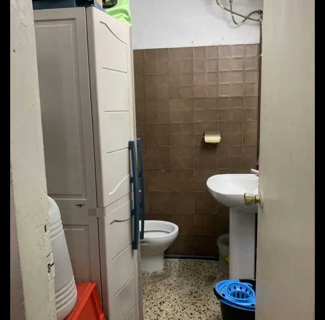 Local comercial - Santa Coloma de Gramenet (Santa Rosa) — 9