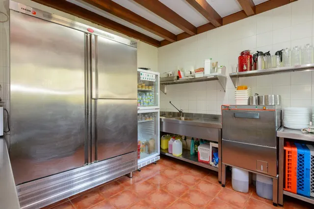 Complejo turístico en venta en cabrales: 32 habitaciones y 96 plazas entre los picos de europa y la costa asturiana — 47