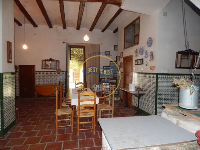 PRECIOSA CASA  A LA VENTA EN EL TÉRMINO DE AGULLENT(VALENCIA) — 48