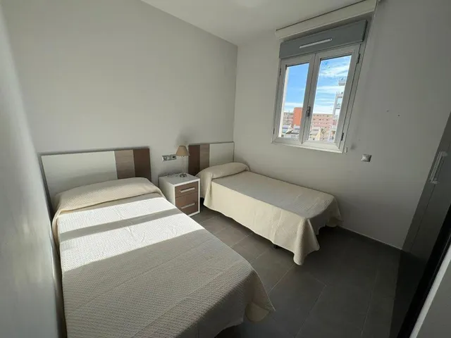GRAN APARTAMENTO EN TORREVIEJA, 2 HAB, 1 BAÑO — 6