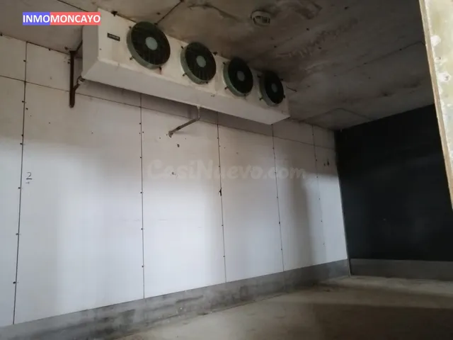 SE VENDE PARCELA CON LUZ Y AGUA EN TARAZONA - foto 4