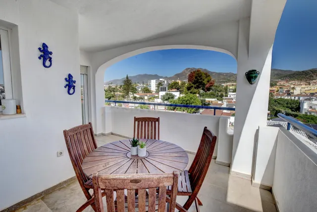 Espacioso Apartamento cerca de la Playa y Puertomarina — 2