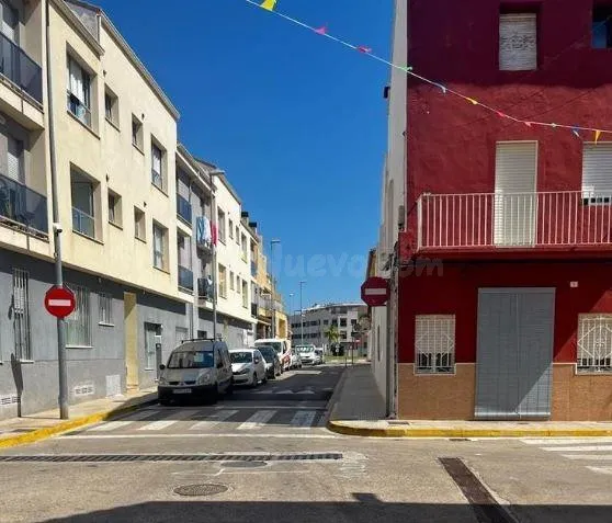 SE VENDE piso OKUPADO en Calle SANT FFRANCESC Nº 27 Almoines