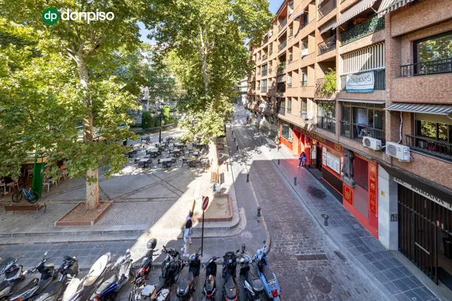 ✨ EXCLUSIVA VIVIENDA REFORMADA EN PLAZA MARIANA PINEDA — 10
