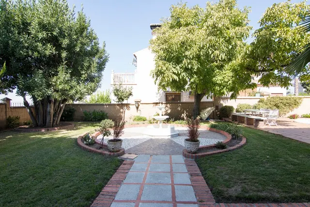MAGNIFICO CHALET CON PISCINA EN COLINAS BERMEJAS — 43