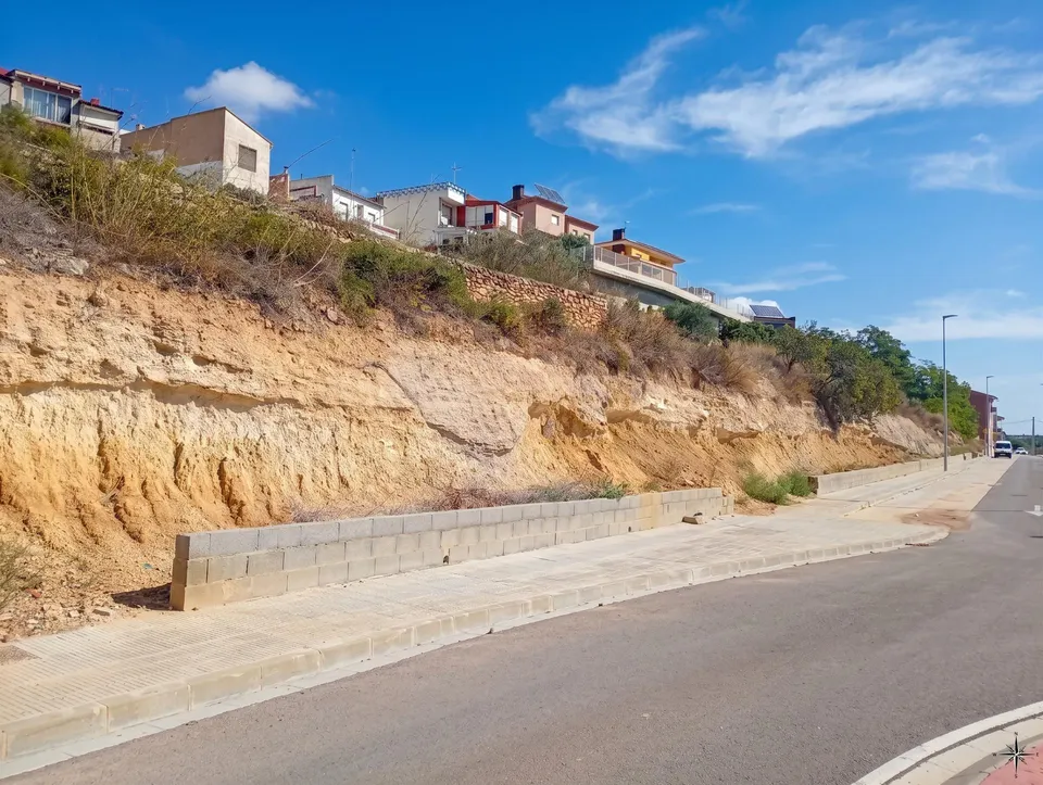 Impresionante parcela urbana de 4.097 m2 de uso Residencial en Godelleta