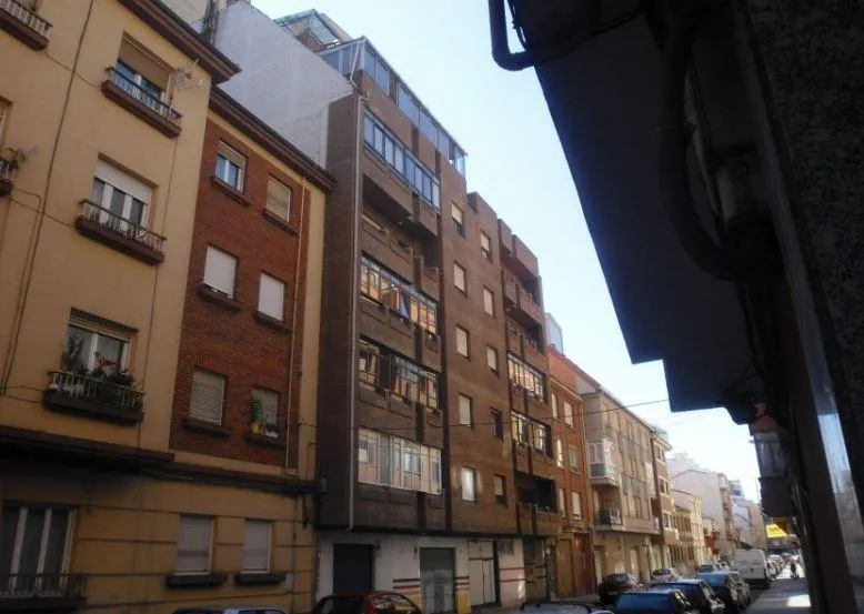 PLAZA DE GARAJE EN EL EJIDO- LEON