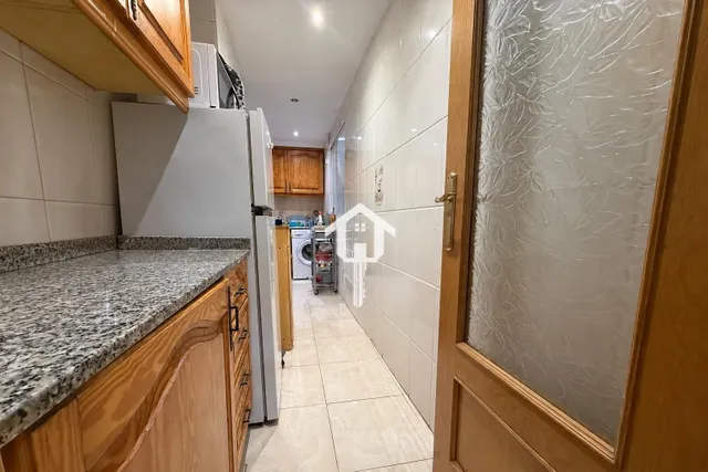 PISO EN VENTA EN ALICANTE, ZONA DE PRINCESA MERCEDES. 67m2 , - foto 3