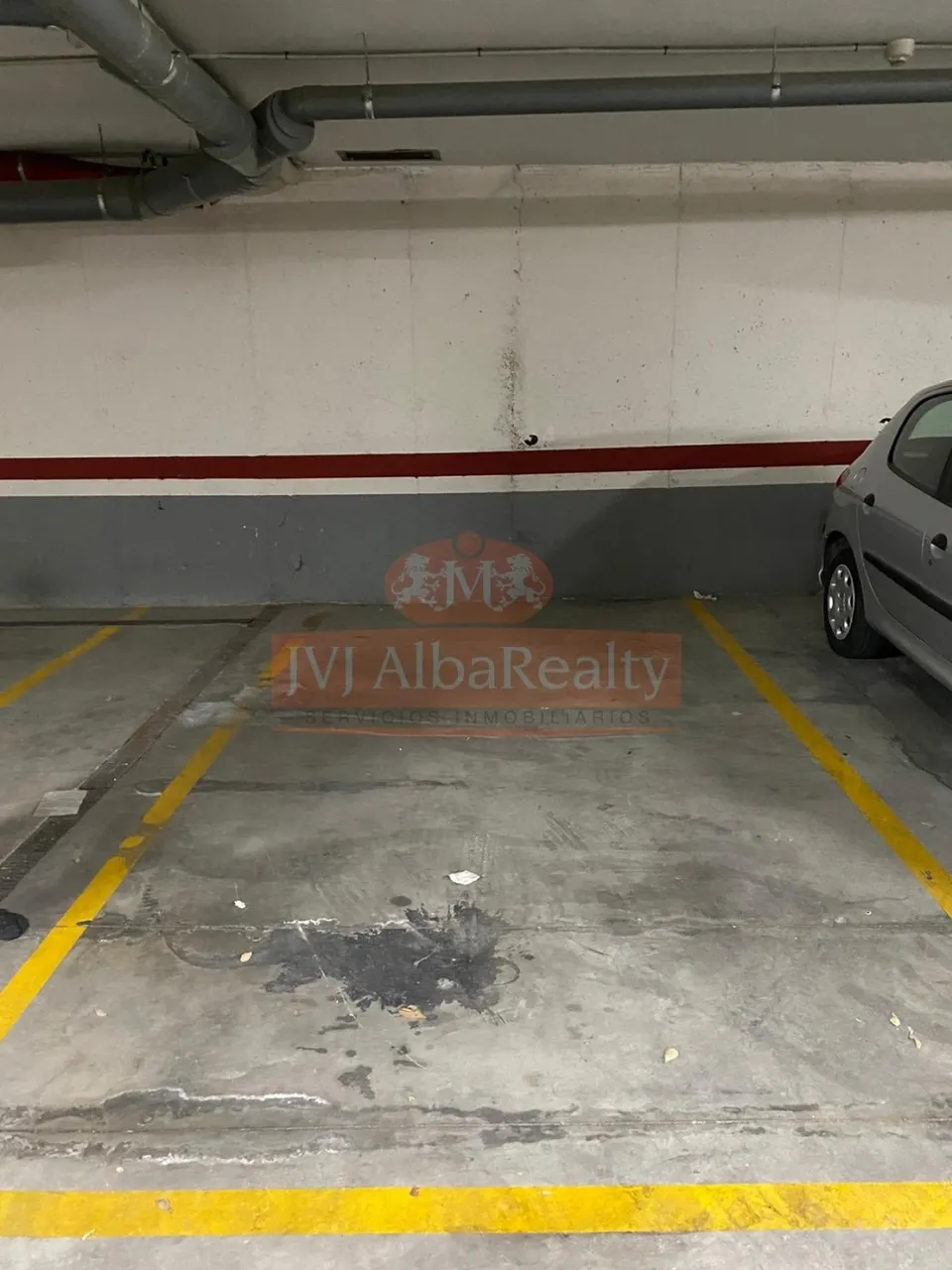 SE VENDEN PLAZA DE GARAJE Y TRASTERO EN LA MISMA FINCA, ZONA FACULTAD DE MEDICINA.