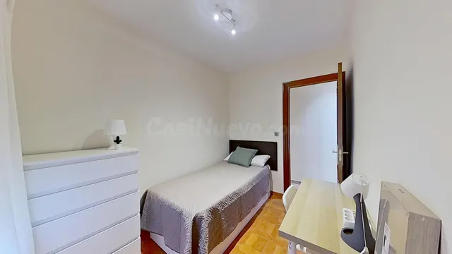 Piso luminoso a estrenar!! Junto a Campus de Cartuja para estudiantes — 14